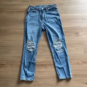 American Eagle Outfitters Mom Jeans